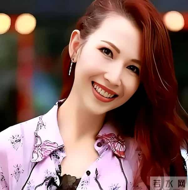 面相也变了！52岁蔡少芬的现状让人心酸，脸垮不平，又瘦又老