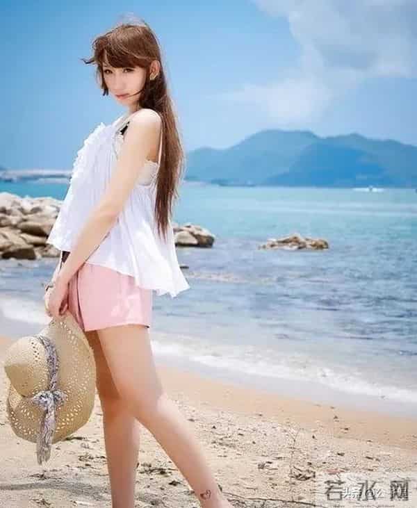 她自曝被陈冠希夺走初夜！一张艳照，彻底撕下了谢芷蕙的遮羞布