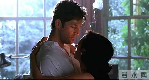 意大利性感女星艾莎.阿基多10部经典影片，她为艺术献身值得称赞