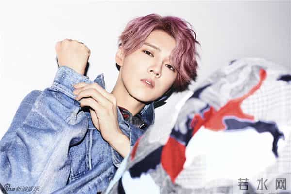 鹿晗生日快乐！他外表柔弱但他却是体育全能王：足篮球跨栏神勇