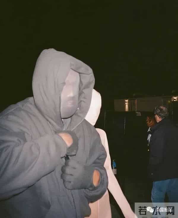 金卡戴珊离婚又分手后变化超大！素颜出镜惊呆网友，参演爆火美剧