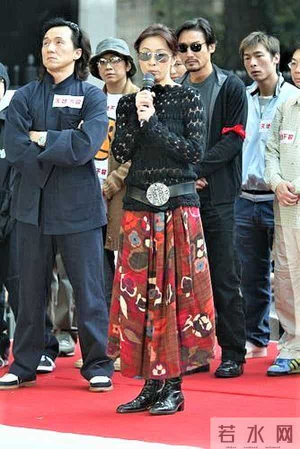 1990年刘嘉玲被3名男子绑架,12年后绑匪泄露了她的裸照