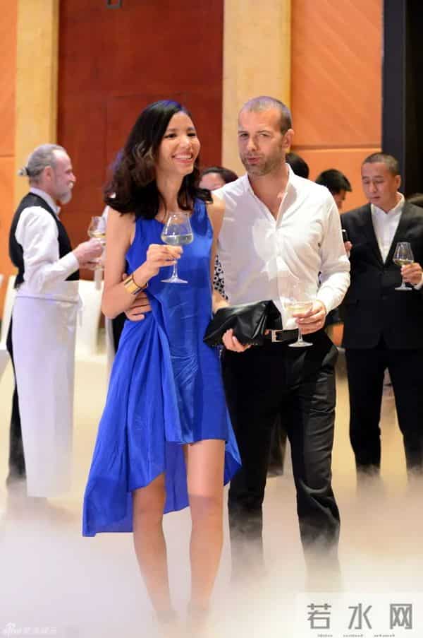 刘恺威爆新恋情，聊聊《美丽俏佳人》那些女主持…