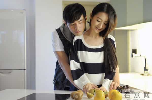 周杰伦MV变迁史:曾经美女如云,爱选中日清纯女星,如今演独角戏