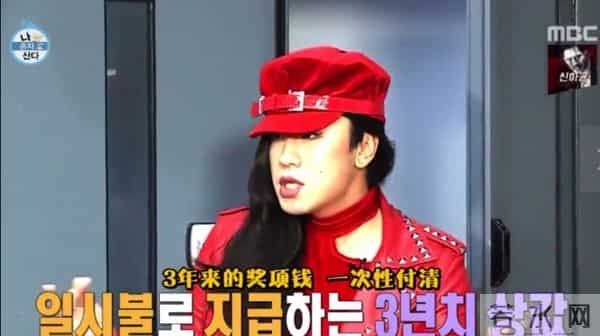 自己剪头睡公司的明星，只有他了-光棍偶像明星的《我独自生活》