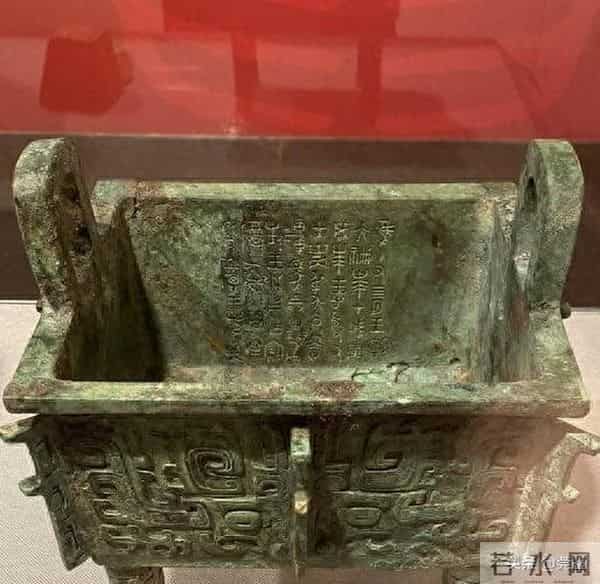 九鼎失踪之谜:夏商周三代王权象征,为何突然消失于历史长河?