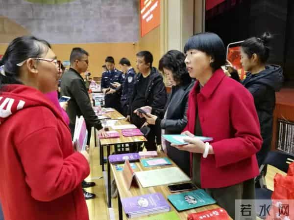 公益律师保文静:“在很多人的观念里,打老婆很正常”