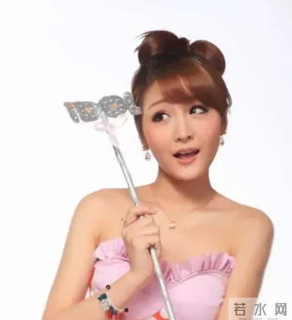 深扒魏晨老婆!长相甜美出身于内地首个女团,婆媳关系更羡煞旁人