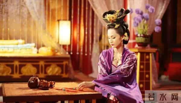 经典国产大尺度三级片《3D玉蒲团》，曾轰动一时。不知你是否看过_0