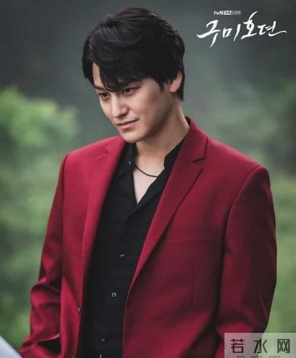 文根英为他公开恋爱，吴涟序与他苦恋1年分手，金范到底有多优秀