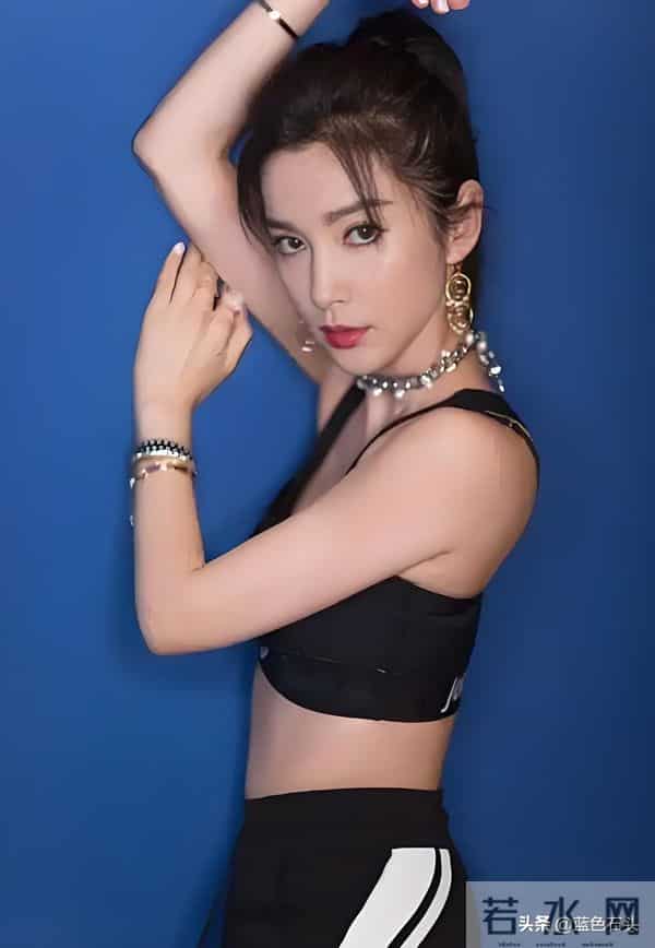 1999年，42岁石涛为追求李冰冰，仅用一招俘获芳心。