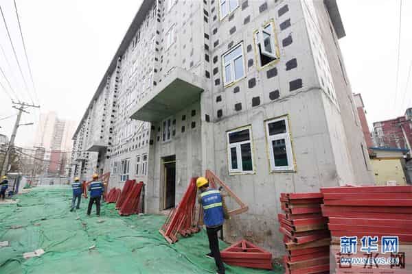 88级台阶，终于不再是座“山”——北京老旧小区加装电梯现状调查