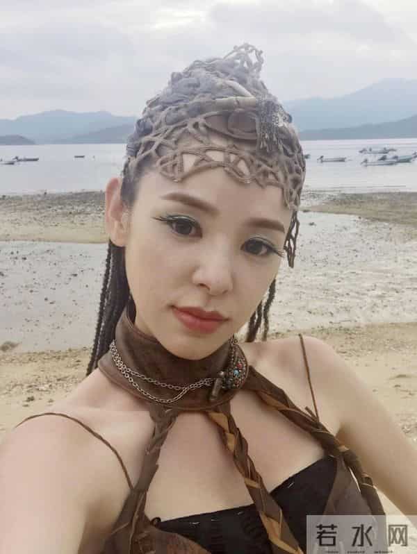 深夜勿点!谭凯琪女魔头造型被质疑抄袭,细数历年女魔头造型