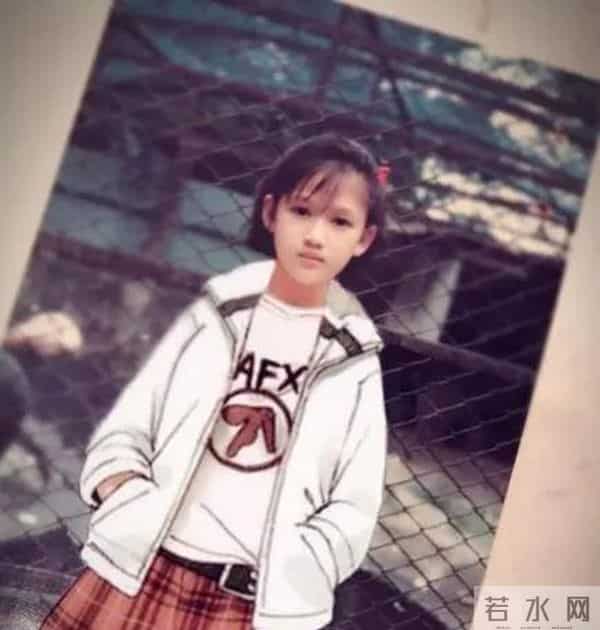 “恋爱脑”陈乔恩：恋爱三年不工作，她真的为爱息影了吗？