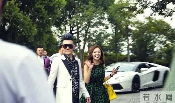 刘恺威爆新恋情，聊聊《美丽俏佳人》那些女主持…