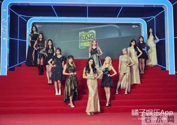 MAMA颁奖礼开场舞台神似煤气灶，特效拉胯，韩国人审美就这？