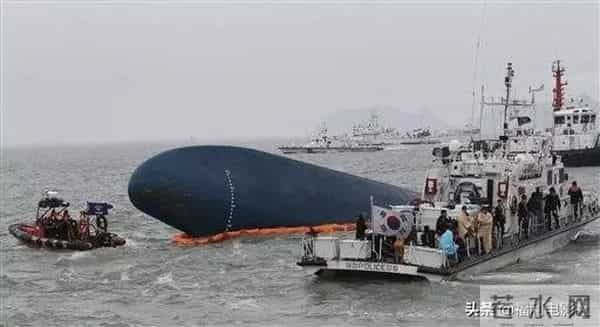 一直刚一直爽!这群韩国人敢扯明星帽子,敢抨击权贵,还扳倒总统