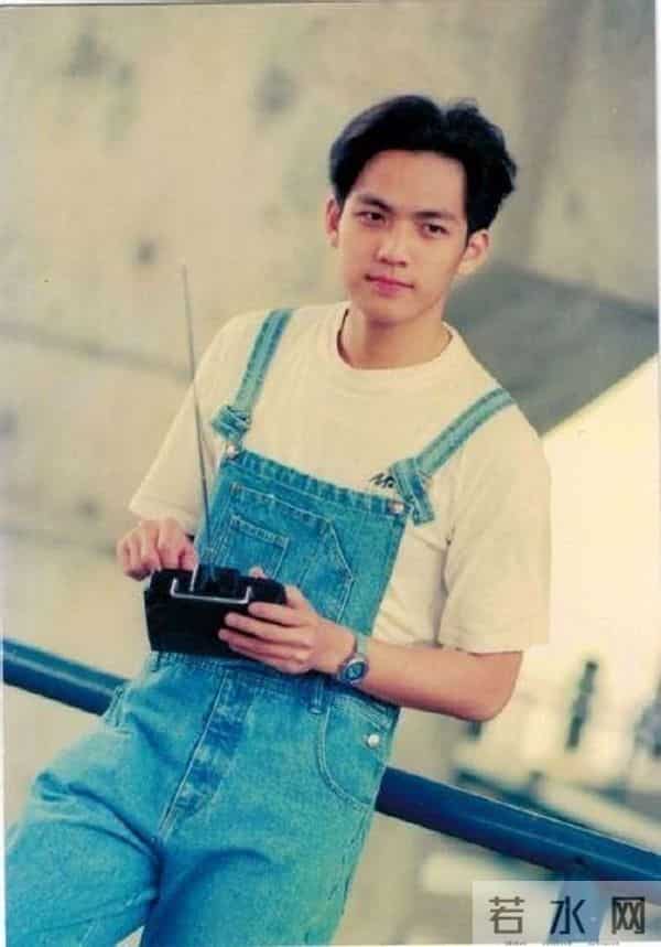 谁也逃不掉时间这把刀，不老男神钟汉良终究不再年轻了