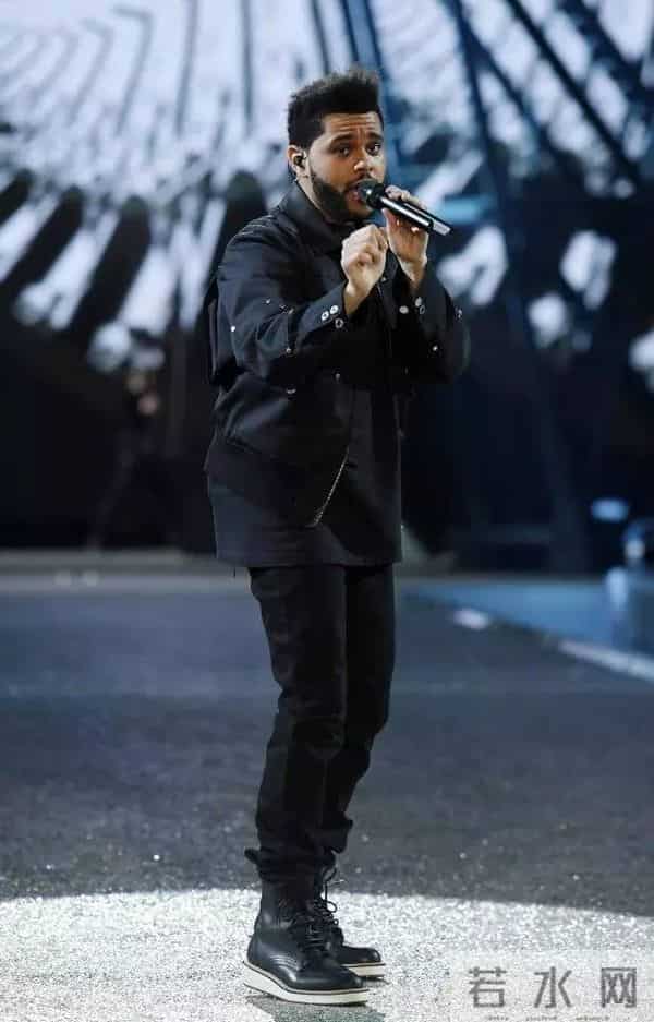 CR特别企划｜偶像不插电，非凡音乐与最美时装的碰撞