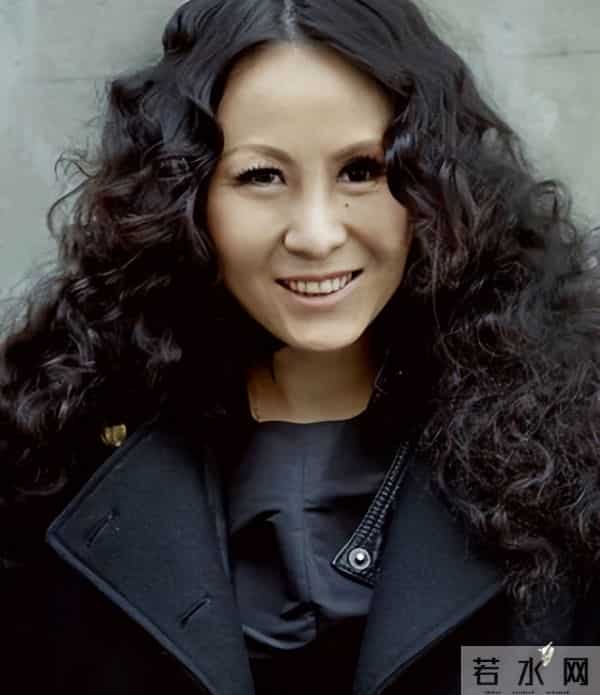 摇滚天后罗琦：16岁飙机车，18岁被刺瞎左眼，和丈夫认识3天闪婚