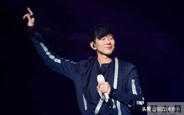 张杰跟林俊杰相比，差在哪里？粉丝都不了解的详情