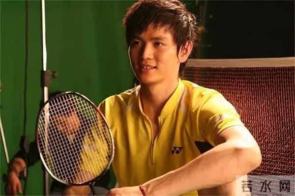 国羽鲍春来:一生挚爱罗雪娟,她嫁富豪生一对儿女,他40岁仍单身