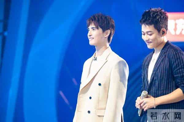 07快男:冠军被封杀、亚军后台打架、第六被毁容、第八肇事逃逸