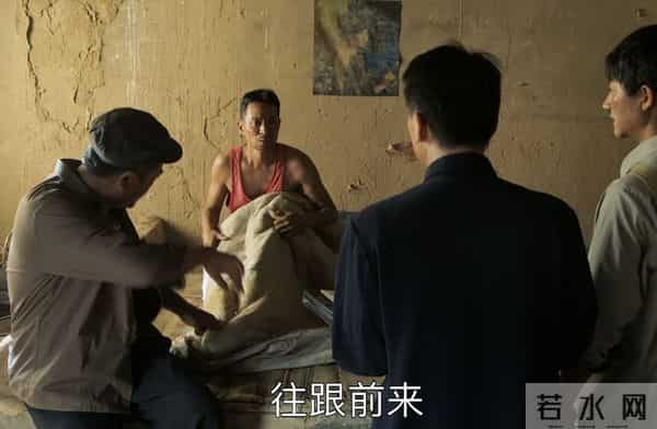 《山海情》人间清醒张嘉译,用“土掉渣”的演技,征服了所有观众