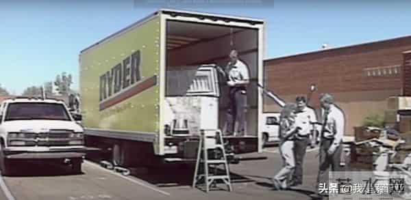 1991年,女孩回家路上失踪,3年后真相大白:她被凶手冻在冰柜里