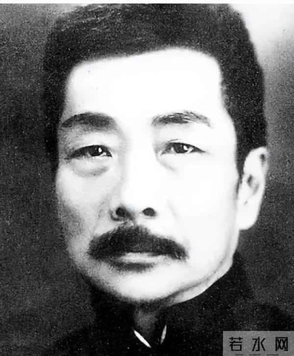 公社书记赴京开会，喊陈毅“大老刘”，陈毅哈哈笑：你还活着啊