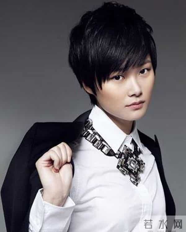 李宇春跳钢管舞禁欲撩人 富豪神秘男友首曝光