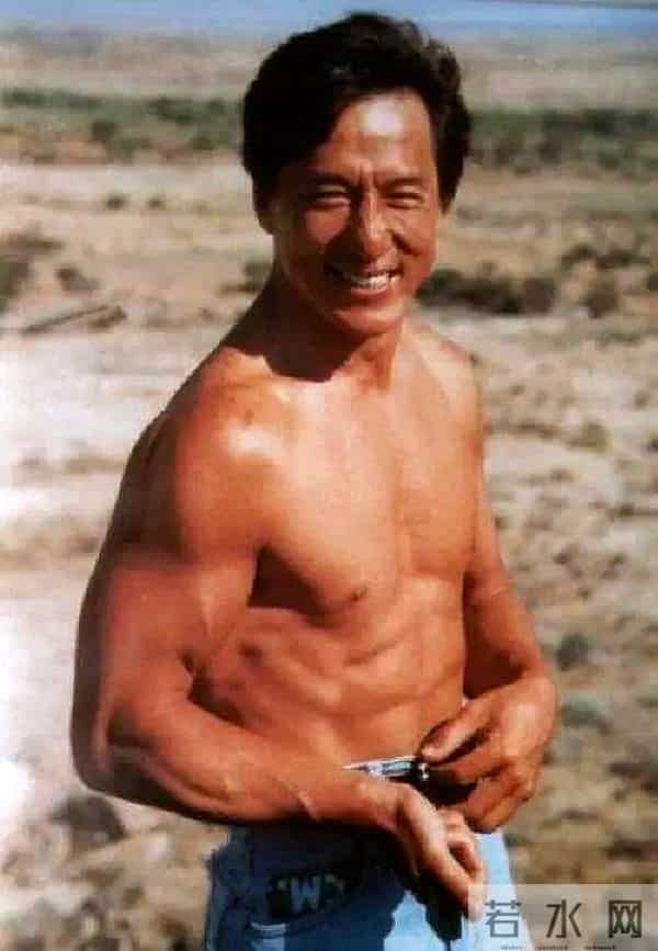 被迫去世?这次,官媒发文曝光成龙的真实现状,韩红的话有人信了