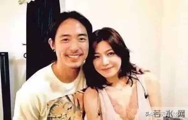 陈晓眼睛里没光了?为啥总有人觉得他跟陈妍希婚姻不幸福?