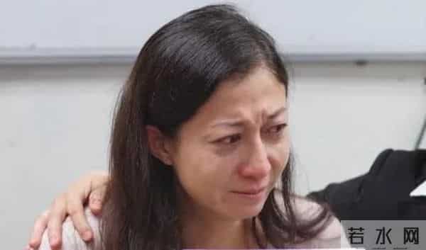 私生子,男明星银行卡的噩梦!l People