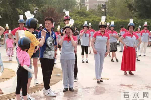 模式自主创新的《你好,邻居》,以公益内核治愈都市冷漠症