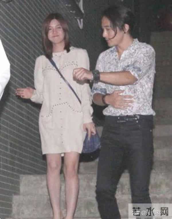 陈晓眼睛里没光了?为啥总有人觉得他跟陈妍希婚姻不幸福?