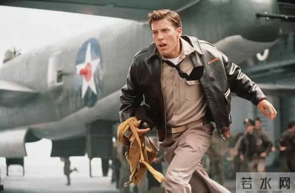 片方失利，高管辞职，18年前投资1.4亿的大片《珍珠港》差在哪？