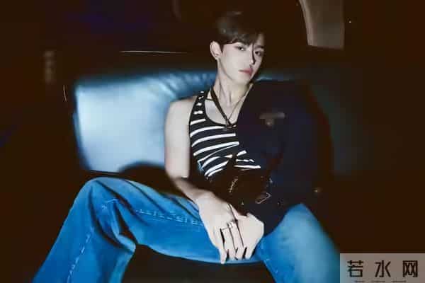 黄旭熙发文官宣,正式退出NCT和威神V,佳能开心恭喜被疑切错号