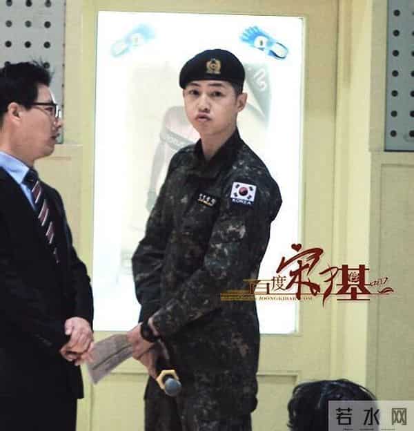 爆宋仲基服兵役期间来北京活动照!解析《太阳的后裔》凭啥火?