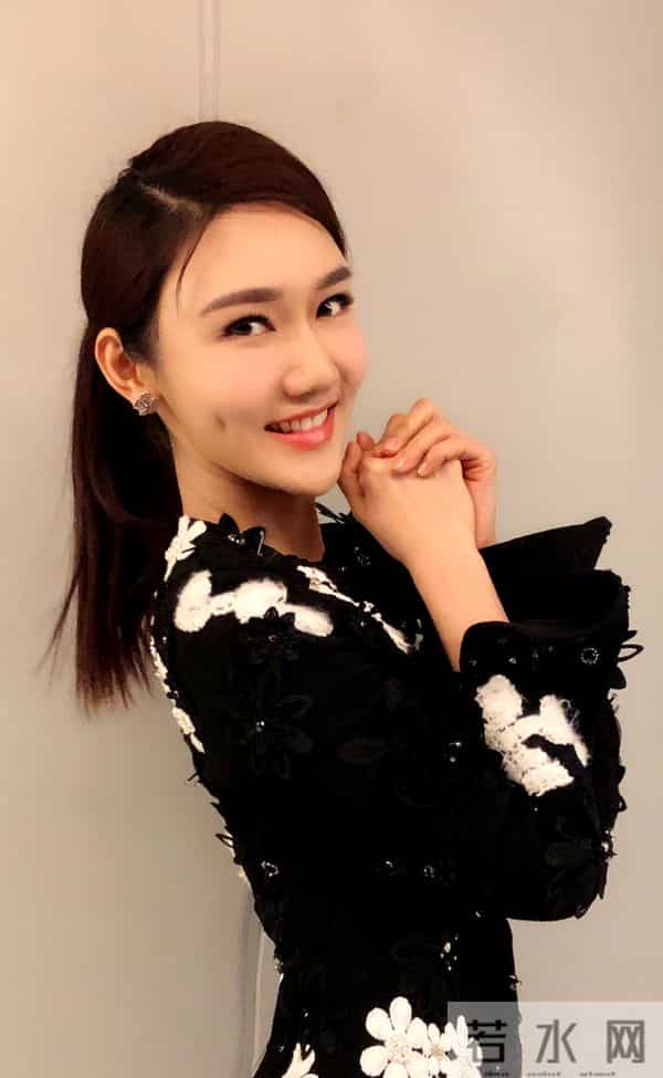 实力备受质疑,为何还能被力捧?“嘴瓢主持人”龙洋的故事不简单