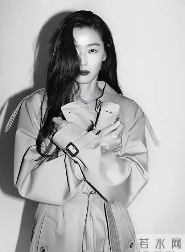 藏了5年的老公露面!嫁给金融男的女明星,都成了富婆天花板?