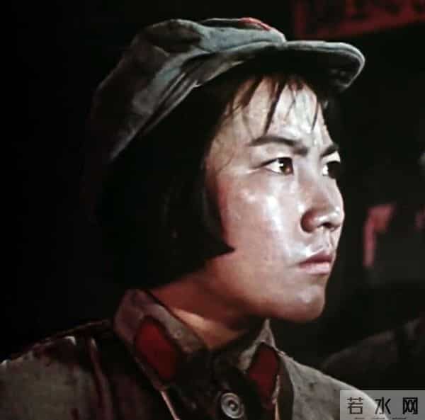 还记得《红色娘子军》中连长扮演者吗?演技不输祝希娟为何被遗忘