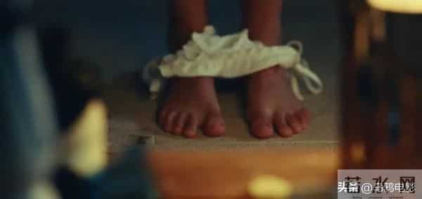 4.1分疯狂擦边!顶级女爱豆拍“小黄片”,被骂上天了!