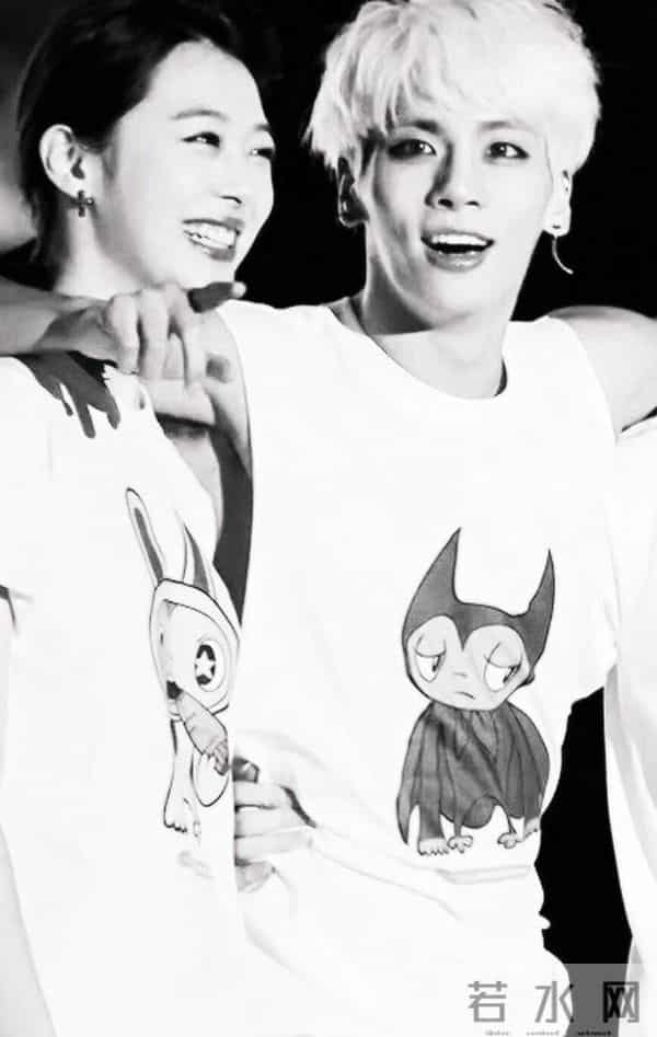 韩国最大娱乐公司两位艺人因抑郁自杀，雪莉之死是谁的错？