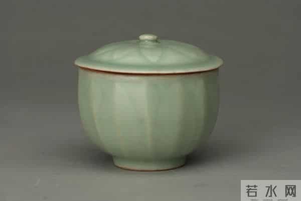 看南宋窖藏里的龙泉青瓷，浙博展“形而上下”