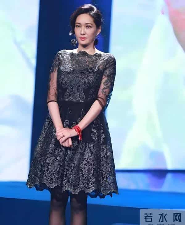 被老外骗财又骗色，反手就嫁北京亿万富豪，如今无儿无女也很受宠