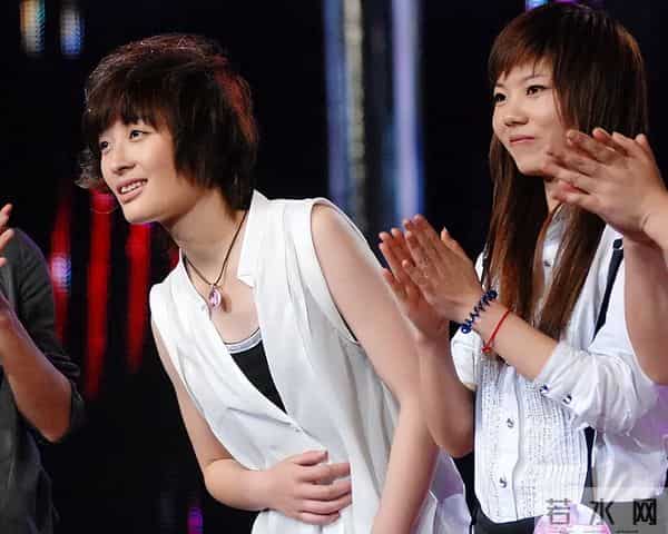 曾轶可:把导师给气离场,凭一首《狮子座》走红,借“炒作”大火