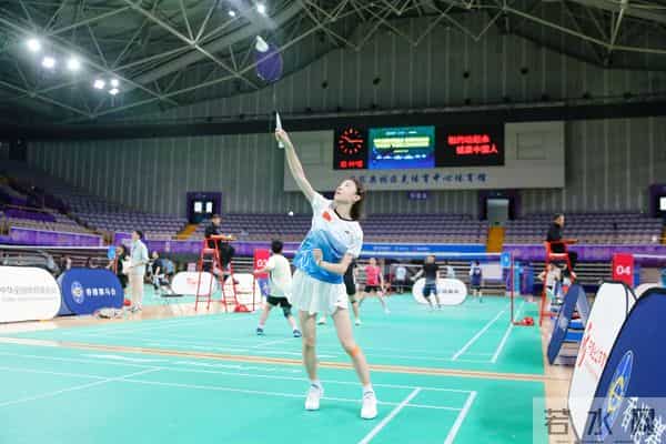 职羽锋芒 闪耀京城 中华全国体育基金会-香港赛马会助力“劳动者杯”中国职工羽毛球系列赛北京收拍