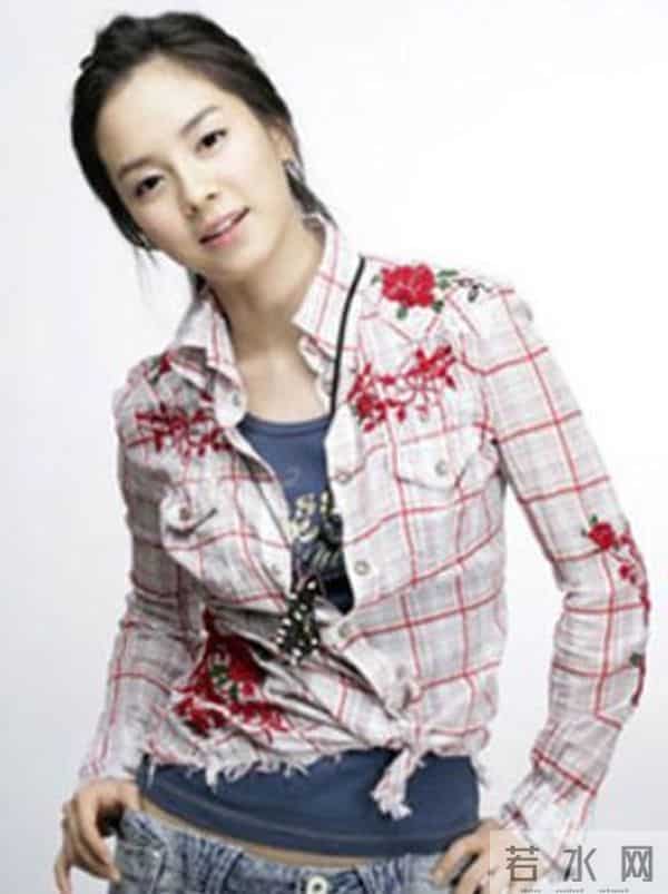 少女时代允儿被疑整容 曾被韩国公认10大自然美女之一