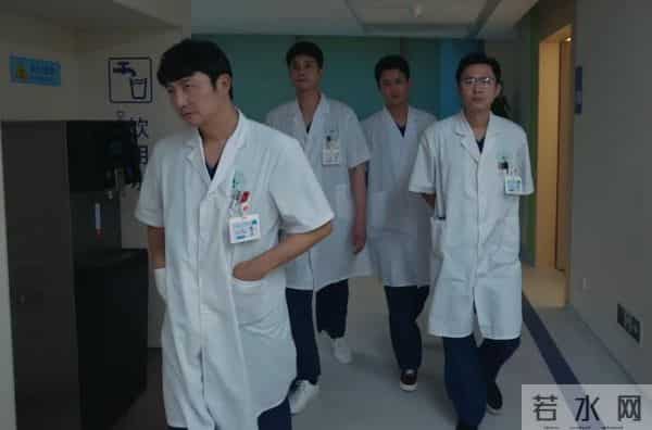 看完6集《白色城堡》，我连发感叹：终于有部像样的国产医疗剧了